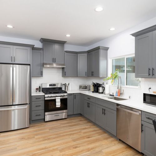 Fully stocked kitchen with new stainless steel appliances and all your cooking essentials!