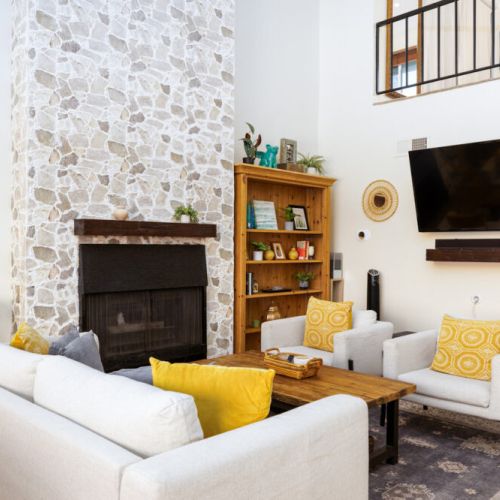 Relax and stream your favorite shows/movies!
