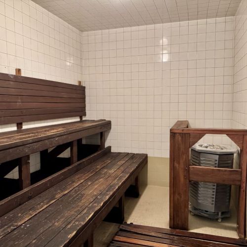 Building Sauna