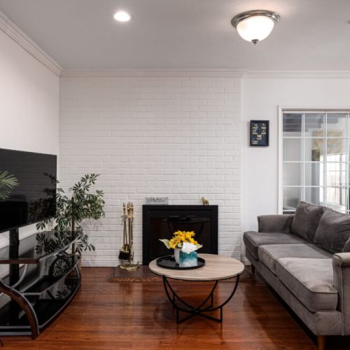 Comfy living room to stream your favorite shows!