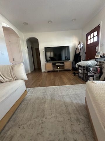 Coastal San Pedro 4BR Retreat Main Image