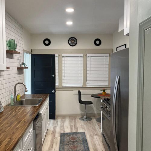 Kitchen + dining area