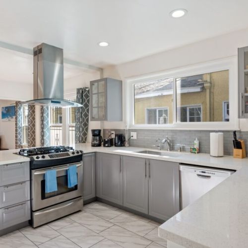 Prep all your favorite meals with our spacious kitchen equipped with stainless steel appliances!