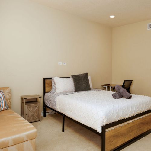 Queen bedroom