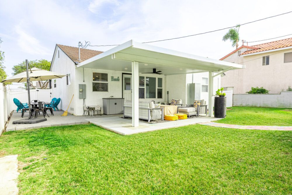 Huge backyard to enjoy the SoCal weather