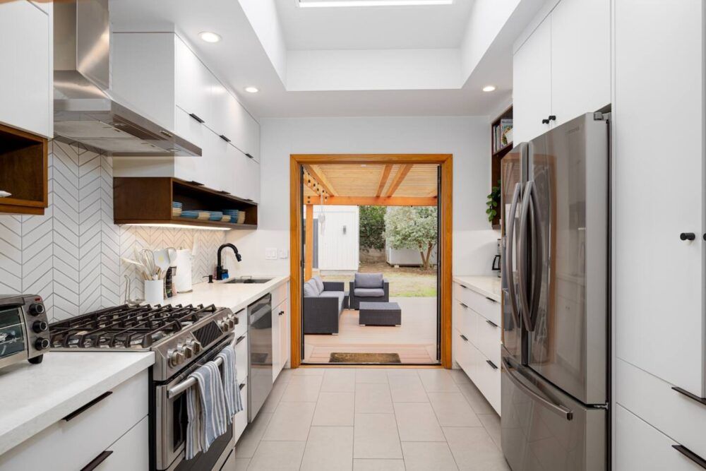 Westchester 76 Main Image