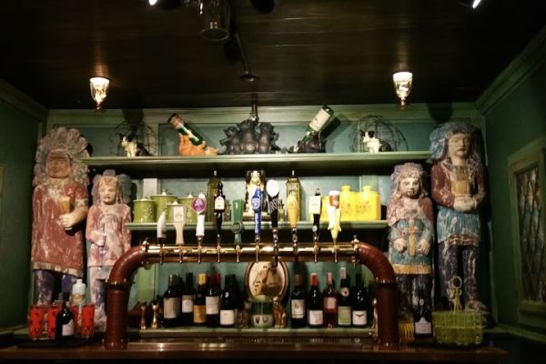 Ruin Bar