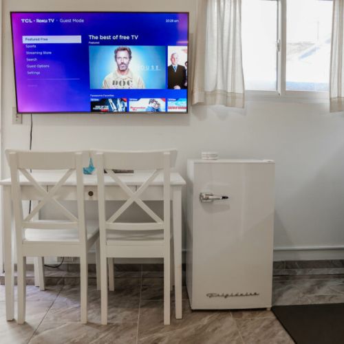 4k Smart TV to stream your favorite shows!