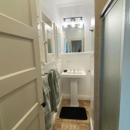 Full bathroom